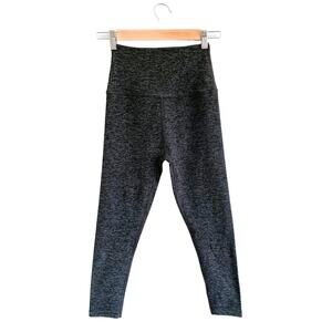 Beyond Yoga NEW Spacedye Walk and Talk High Waisted Capri Legging Grey Small